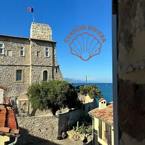 Appartement La Pablita, Vieil Antibes, Remparts, Antibes