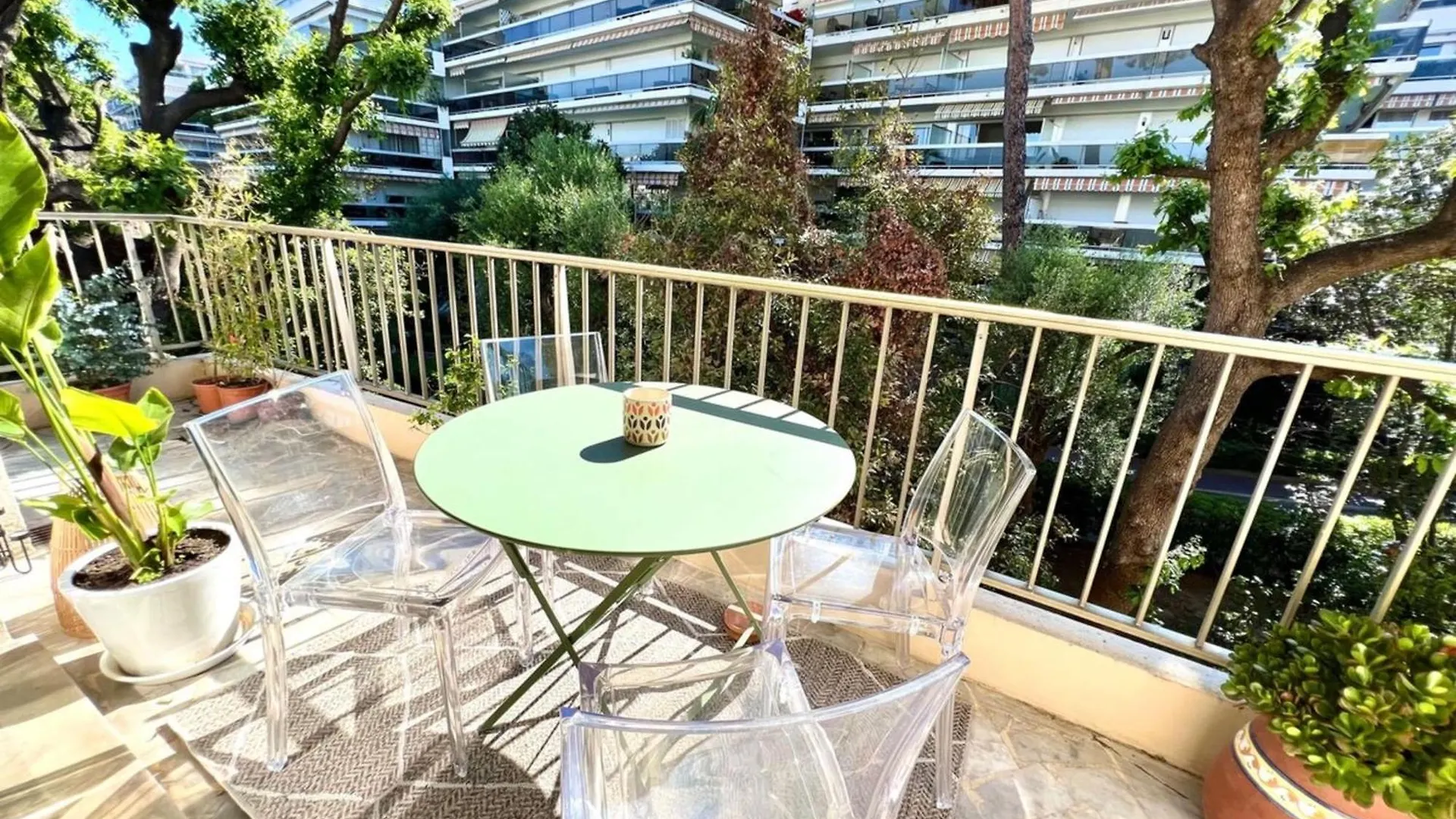 Juan Les Pins - 4 People - Near The Beach Antibes 0*,  France
